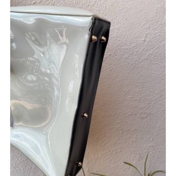 Beijo Glossy Square Tote Shoulder Bag - Picture 6 of 7